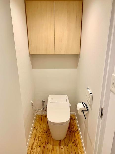 芦屋市東芦屋町の賃貸物件/機能的で温もりあるトイレ