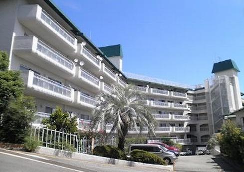 芦屋市東芦屋町の賃貸物件/芦屋のお屋敷街にリゾートマンションのような佇まいが印象的