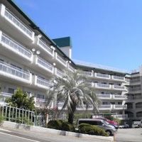 芦屋市東芦屋町の賃貸物件/芦屋のお屋敷街にリゾートマンションのような佇まいが印象的