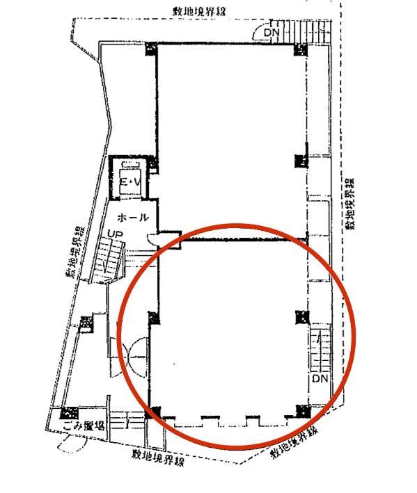神戸市中央区花隈町の賃貸物件/図面に記載されていませんが、トイレ・洗面台、キッチン・倉庫もあります。