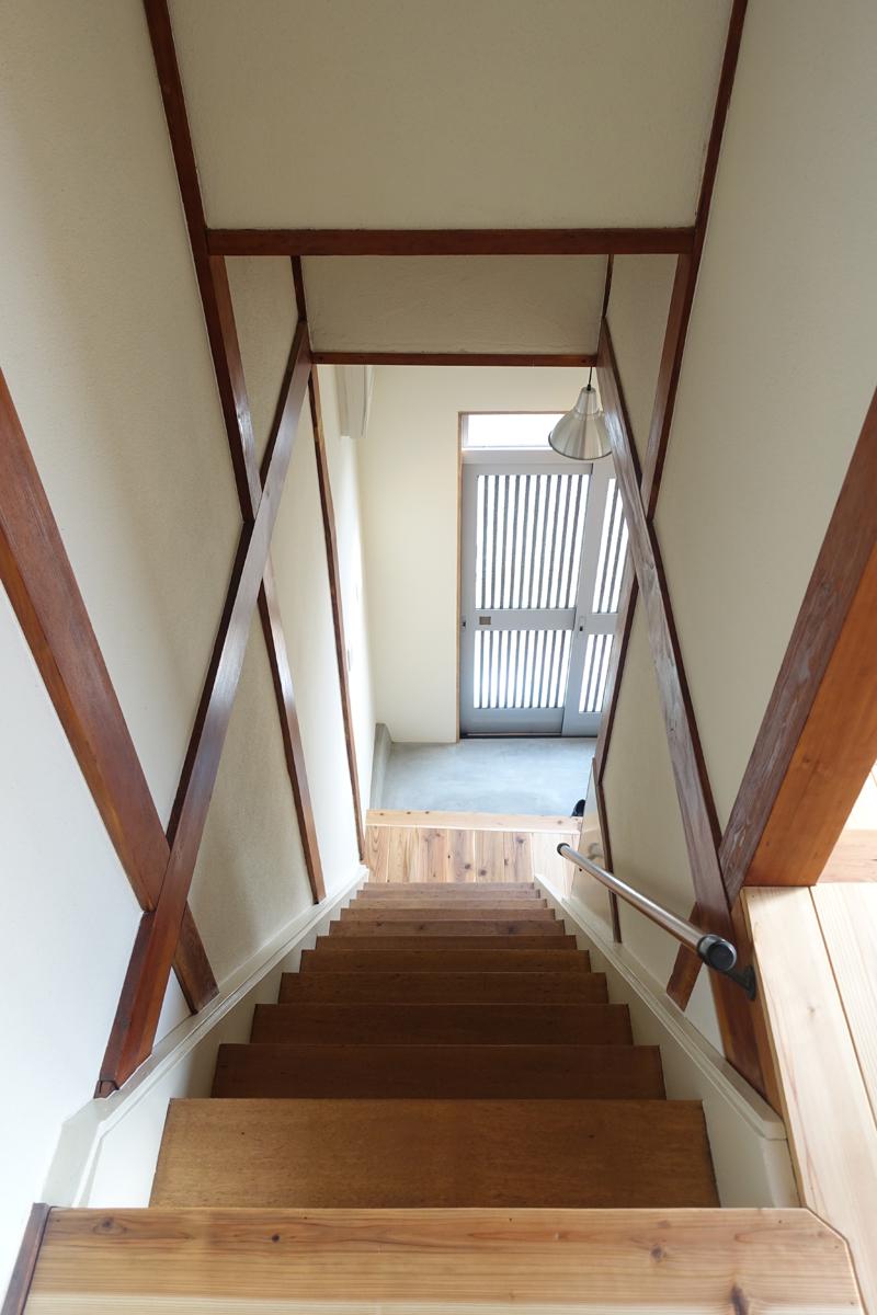 神戸市垂水区塩屋町の賃貸物件/階段