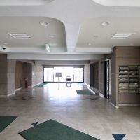 神戸市垂水区塩屋町の賃貸物件/エントランスを抜けるとビーチへと繋がります