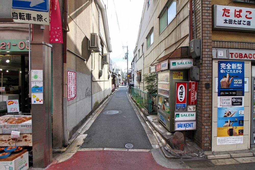 京都市中京区三条通神泉苑西入今新在家西町の賃貸物件/物件はここから100ｍほど行ったところ