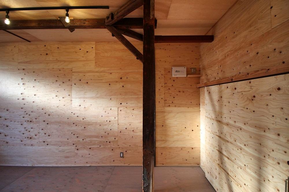 京都市中京区三条通神泉苑西入今新在家西町の賃貸物件/Room No6　残った柱を使って空間が区切りやすそう