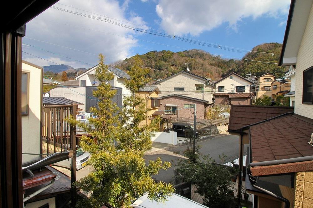 京都市左京区一乗寺庵野町の売買物件/2階の東側は一部抜けてます