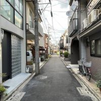 京都市右京区西院西三蔵町の売買物件/前面道路