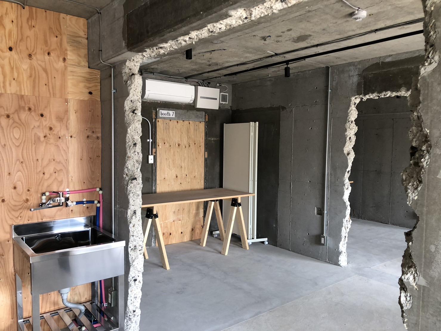 京都市右京区梅津後藤町42-3の賃貸物件/アグレッシブに壁を抜いた空間です