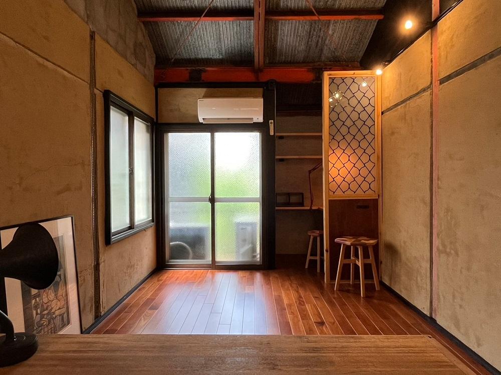 京都市左京区高野蓼原町91-9の賃貸物件/窓は全て2重サッシ（写真は前回募集時のもの。現在写真にある動産物は撤去済）