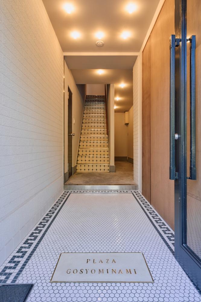 京都市中京区御幸町通竹屋町上る毘沙門町 の賃貸物件/エントランス。この風景がみなさまをお出迎え。