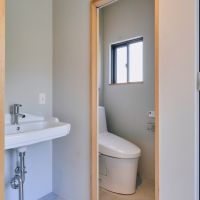 京都市中京区御幸町通竹屋町上る毘沙門町 の賃貸物件/共用部。洗面とトイレは各階こちらです。