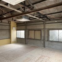 京都市中京区壬生東檜町の賃貸物件/全体的に工場をそのまま活かしたスタイル。2階は各区画エアコン2基付き(設備外)。