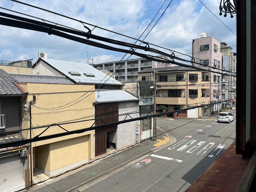 京都市中京区壬生東檜町の賃貸物件/お向いには有名和食店とイカしたスナック