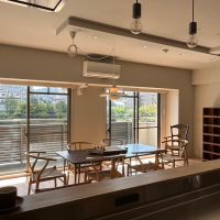 京都市下京区下材木町の賃貸物件/キッチンでの作業中もこの通り