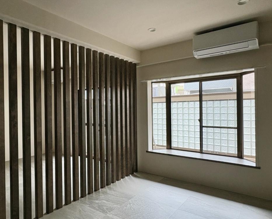 京都市左京区高野泉町70-1の賃貸物件/寝室、リビングダイニング共にエアコン付きで嬉しいです。