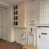 京都市下京区松原通新町東入中野之町187の賃貸物件/外観西面。電気メーター横にポスト設置可能なスペース有り