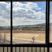 京都市右京区梅津大縄場町の賃貸物件/リビングからの眺め、奥には桂川を望みます