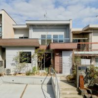  大山崎町円明寺脇山の売買物件/外観。クラシックな風合いを残し外断熱が施されています。