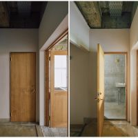 京都市中京区鉾田町の賃貸物件/3階の方専用のトイレ、手洗いです