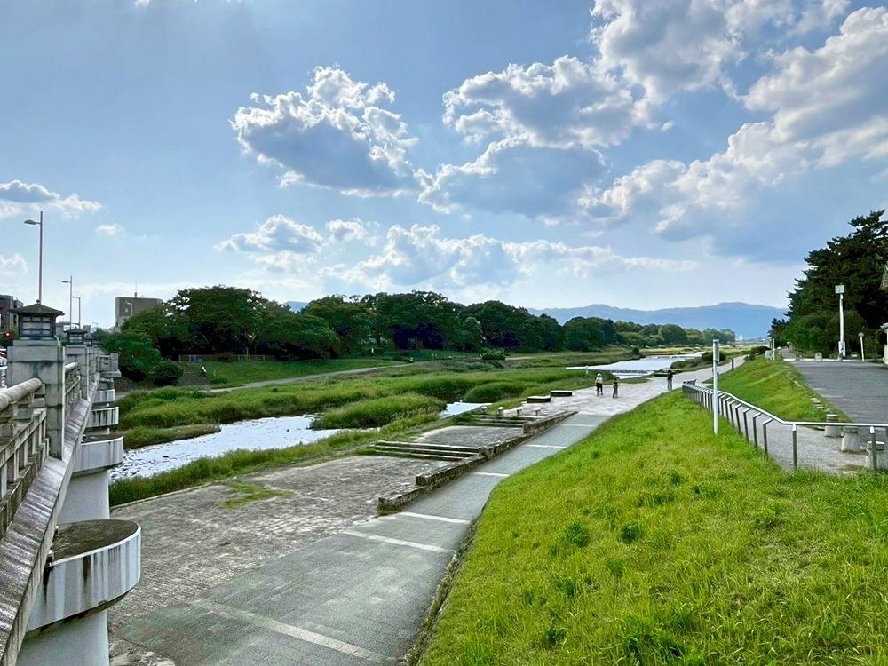 京都市左京区下鴨上川原町1の賃貸物件/仕事場の傍にこの環境。というよりもこの環境が仕事場。