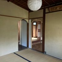 京都市北区紫野南舟岡町の賃貸物件/茶室の出入口の形状が特徴的