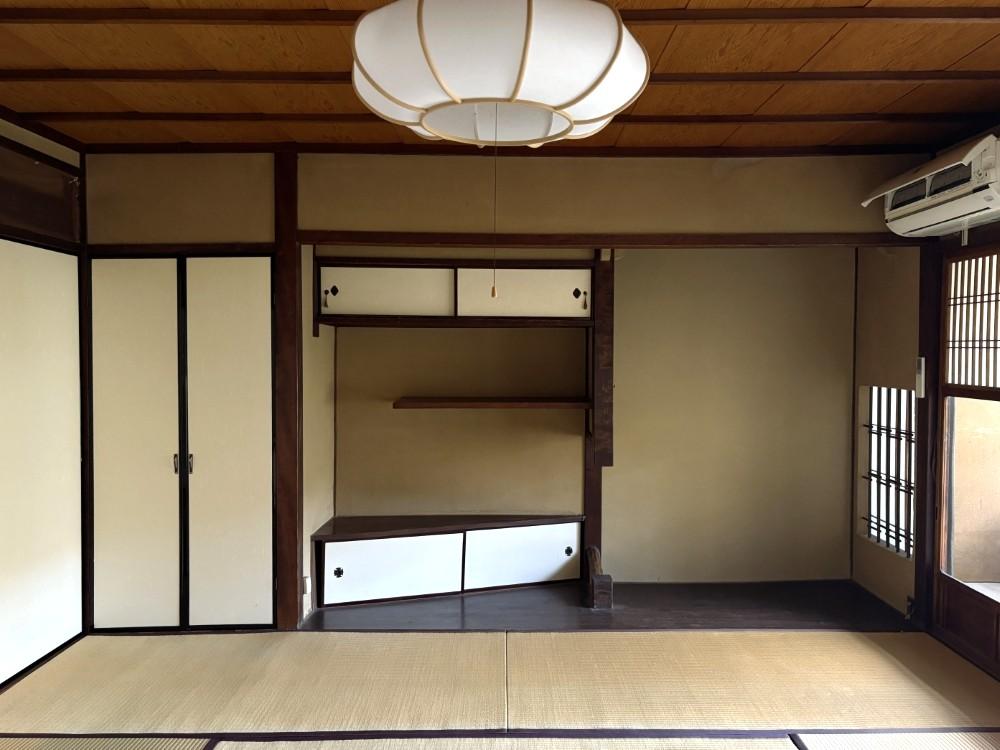 京都市北区紫野南舟岡町の賃貸物件/1階東側｜床の間の意匠にもちょっとした遊び心のようなものを感じます