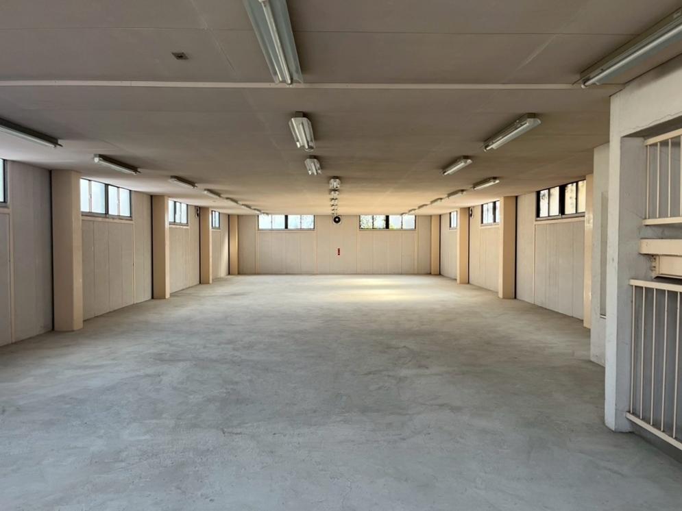 京都市上京区元誓願寺通大宮西入元妙蓮寺町の賃貸物件/2階も同様、ガラリと広がる大空間