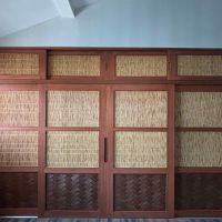 京都市左京区岡崎西福ノ川町7番地13、7番地15の売買物件/2F│竹をあしらった建具が連なる収納スペース。奥行きも深いので収納力も十分です。