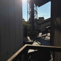 京都市東山区門脇町の賃貸物件/窓を開けると煙突がそびえ立ちます