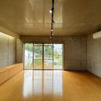京都市左京区北白川西町の賃貸物件/LDK北側を見る。3階ですが、北側は公園なので遮るものも無し。京大植物園の緑を望めます