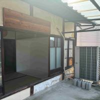 京都市北区紫竹西桃ノ本町の賃貸物件/室外機もベランダに設置してあります（エアコンは残置物扱い）