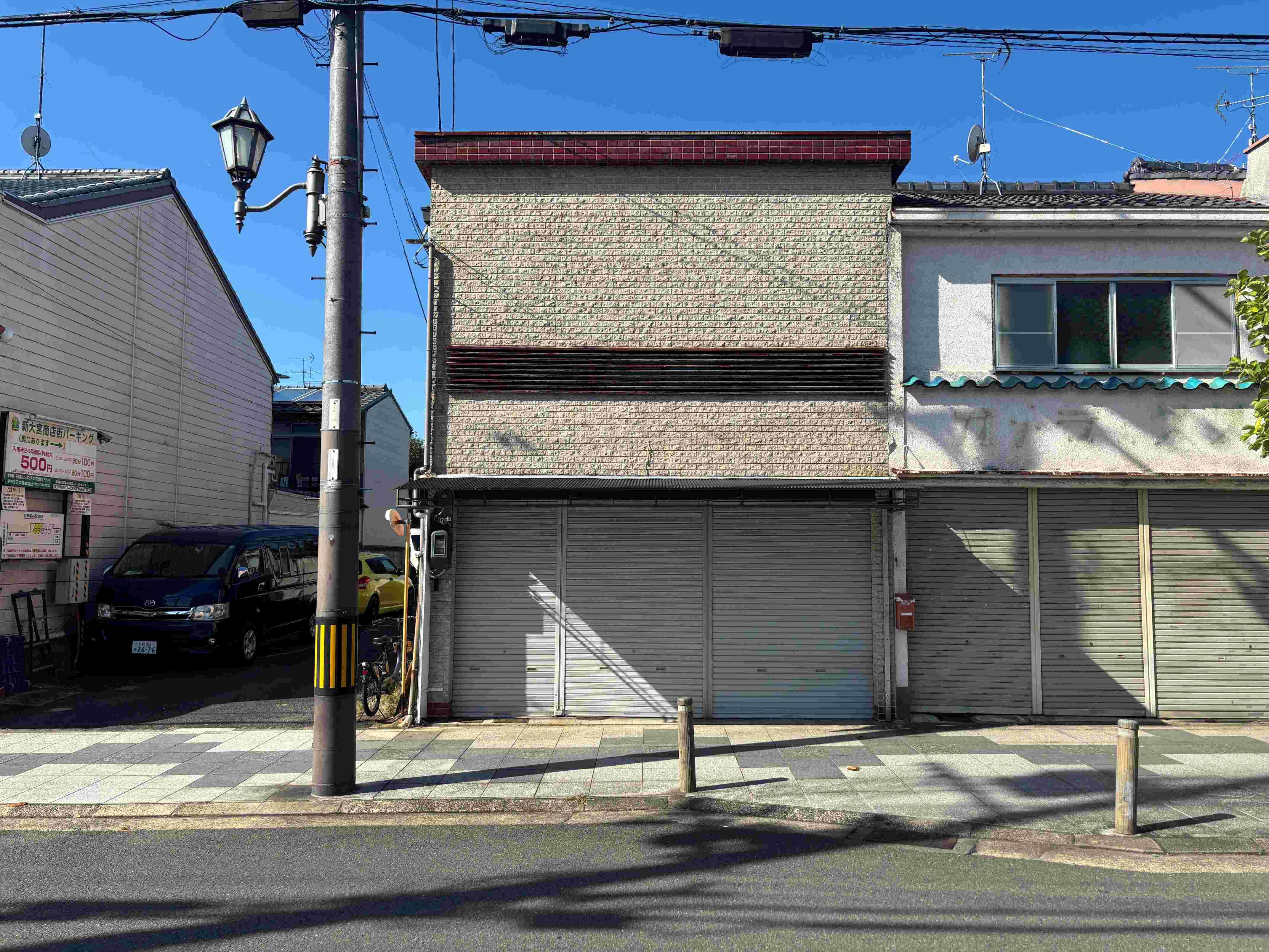 京都市北区紫竹西桃ノ本町の賃貸物件/シャッターを上げれば、すぐまちとつながります
