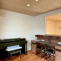 京都市北区紫竹上芝本町の売買物件/母屋2階北側｜ここが子供たちの勉強部屋だった模様。照明的には寝室を想定していたかも。
