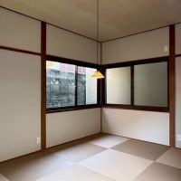 滋賀県大津市木下町の売買物件/渡り廊下の先の和室。