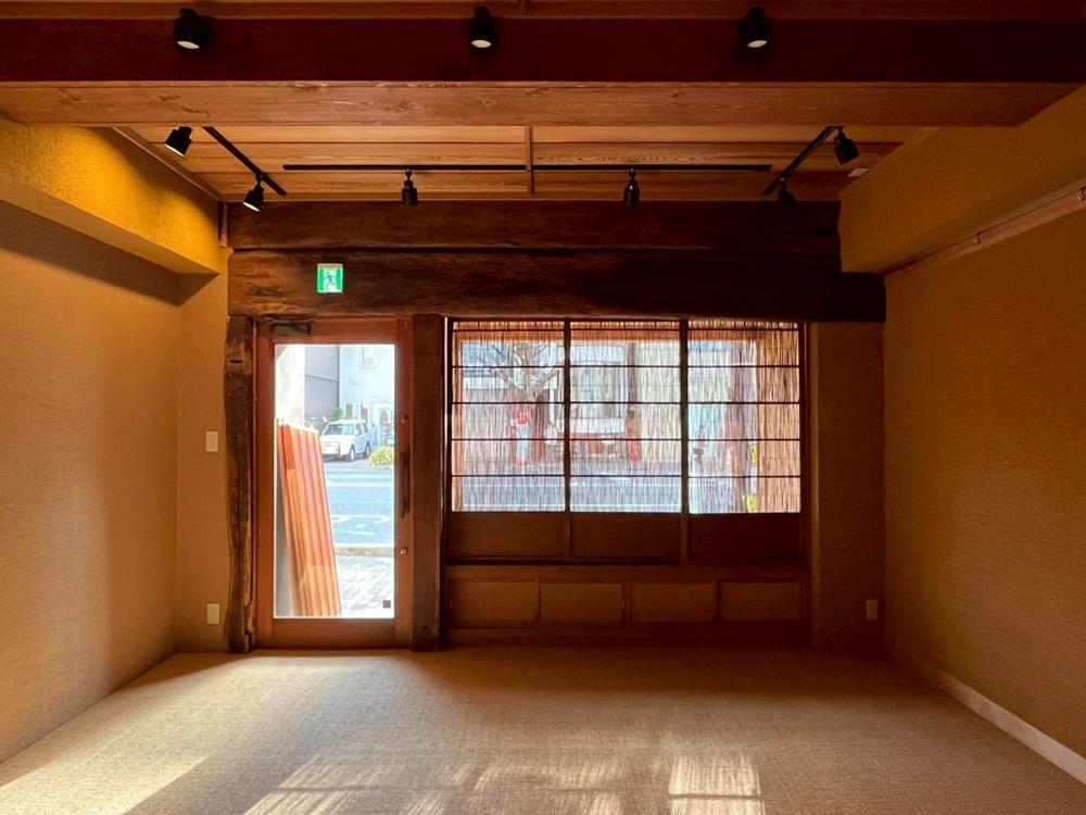 京都市左京区東丸太町32-2の賃貸物件/改装不要の4層ビル。過去には中国の骨董屋さんとして活用されていた時もあったそう。