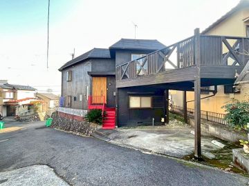 滋賀県大津市本宮二丁目の売買物件/こだわりが交差する高台の家
