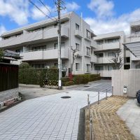 京都市左京区北白川追分町の売買物件/マンション敷地は少し奥まった静かな住環境