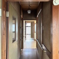 京都市左京区下鴨蓼倉町84-50の売買物件/1F｜奥へと続く、どこか懐かしい廊下