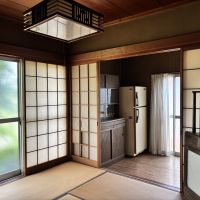 京都市左京区下鴨蓼倉町84-50の売買物件/1F｜引き戸を開ければひと続きの空間
