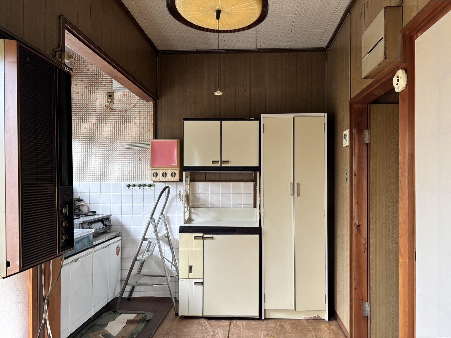 京都市左京区下鴨蓼倉町84-50の売買物件/1F｜当時の暮らしがそのまま残っているよう