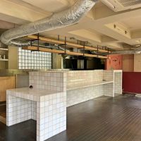 京都市左京区北白川久保田町29-9の賃貸物件/タイル貼りのカウンター席もあります
