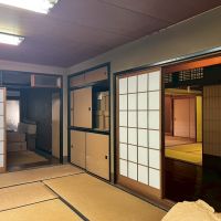 京都市上京区浄福寺通上立売上る大黒町711番地の賃貸物件/2F｜収納や床の間を備えた和室。部屋ごとに表情が異なります。