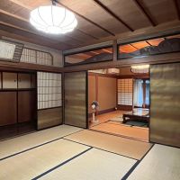 京都市上京区浄福寺通上立売上る大黒町711番地の賃貸物件/1F｜襖を開けると、二つの和室を続き間として使えます。
