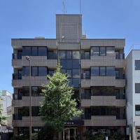 京都市中京区御幸町通竹屋町上ル毘沙門町533の賃貸物件/御所の緑を望む丸太町通沿いの本物件