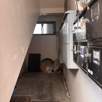 京都市北区上賀茂松本町15の賃貸物件/1階階段下のスペース。少し出し入れしにくいですが、自転車は1台なら置いてOKです。