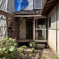 京都市左京区鹿ケ谷西寺ノ前町14の売買物件/建物の奥にある庭。室内から庭まで視線が抜け、光も入ります。