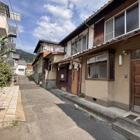 京都市左京区鹿ケ谷西寺ノ前町14の売買物件/鹿ケ谷通りから一本入った住宅地にあります。