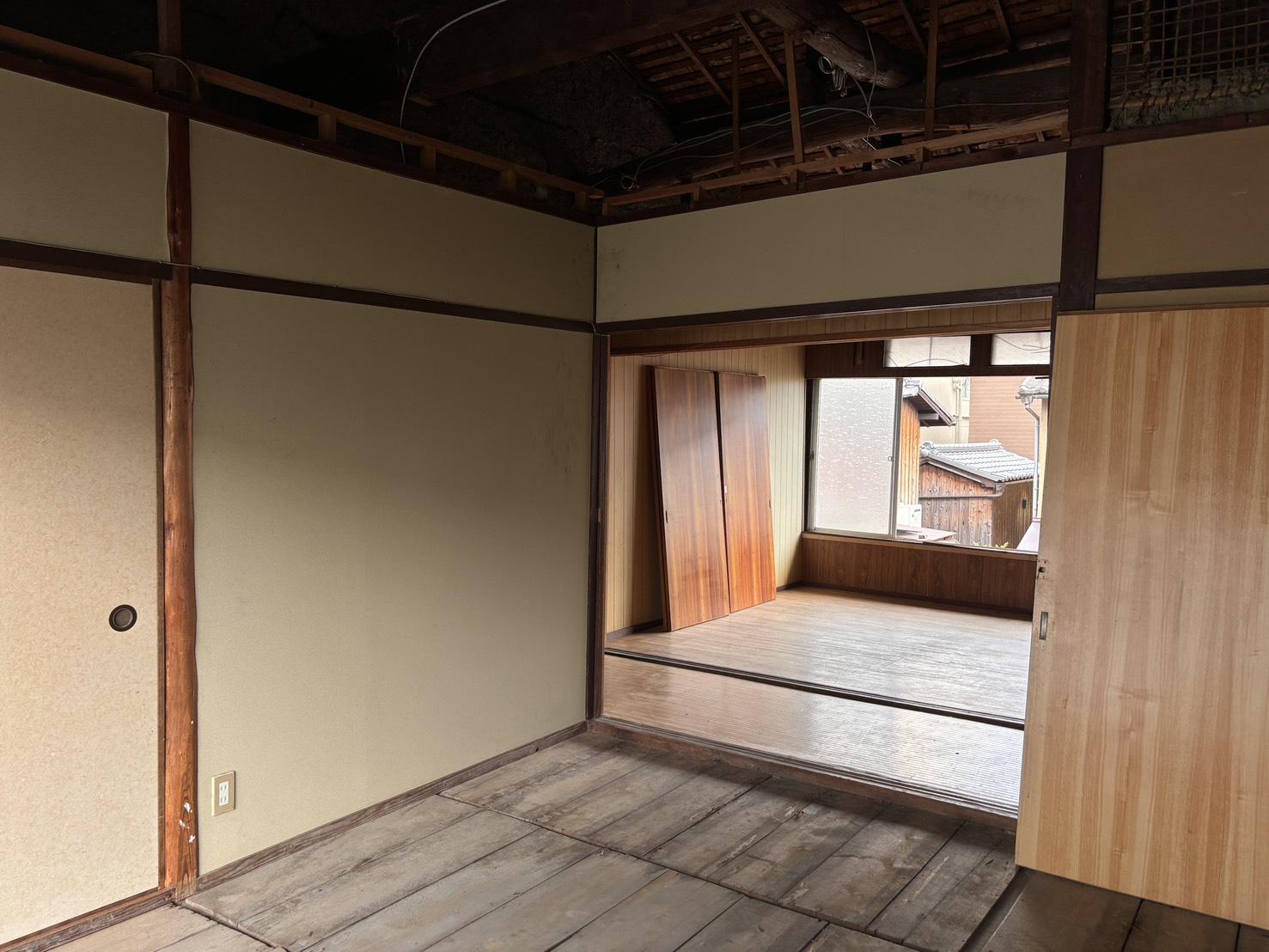 京都市左京区鹿ケ谷西寺ノ前町14番の売買物件/2F｜今の区切りを残すか、間取りから考え直すかはお好みで。