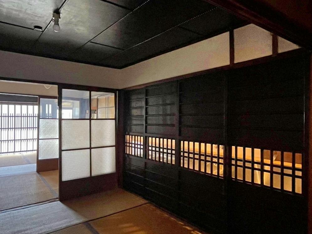 京都市上京区今出川通七本松西入真盛町726の賃貸物件/厨房に面した建具を閉めるとこう。