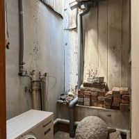 京都市上京区今出川通七本松西入真盛町726の賃貸物件/ここが外部。ゴミ置き場に。
