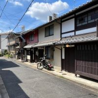 京都市上京区今出川通七本松西入真盛町726の賃貸物件/少し先に見えるのが今出川通